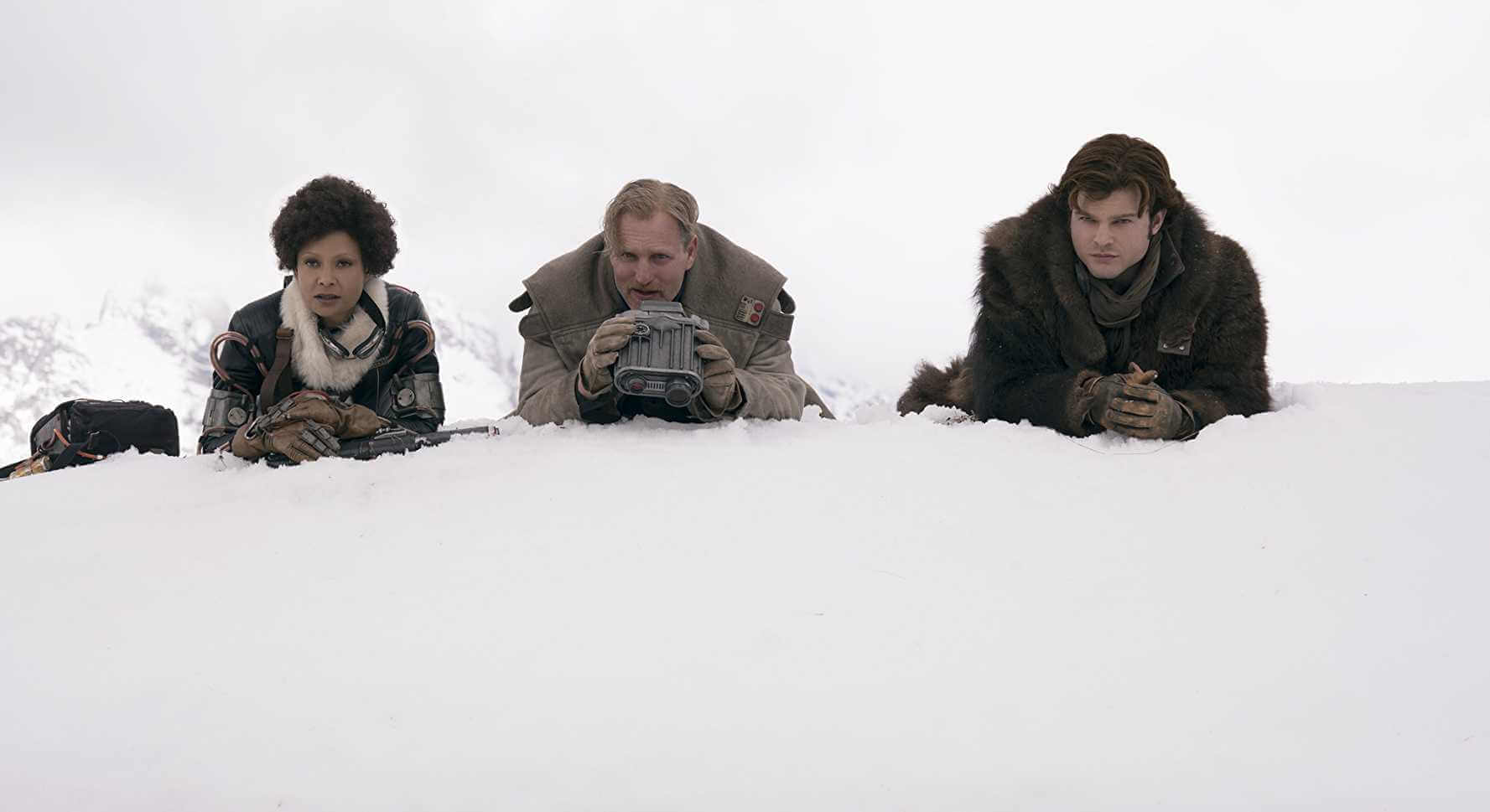 Woody Harrelson, Thandie Newton, and Alden Ehrenreich in Solo A Star Wars Story (2018) Review