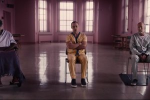Glass 2019 HD Images2
